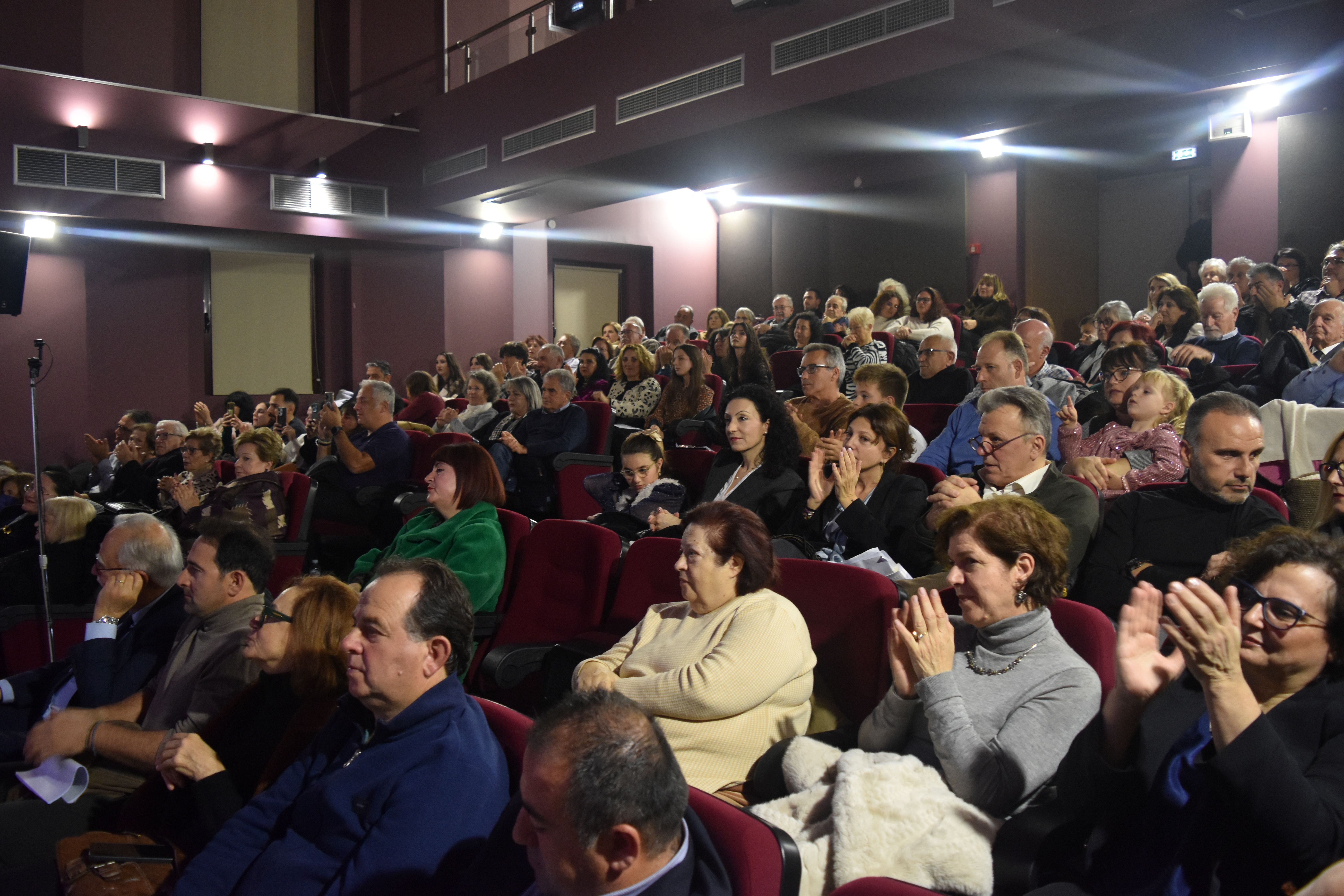 ΑΘΛΟΝ ΠΟΙΗΣΕΩΣ